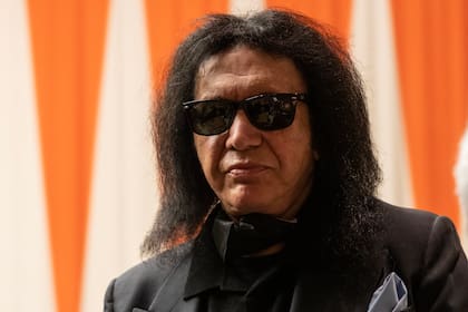 Gene Simmons fue dado de alta luego de sufrir un accidente de auto