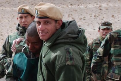 El general Martín Deimundo Escobal, en una campaña militar
