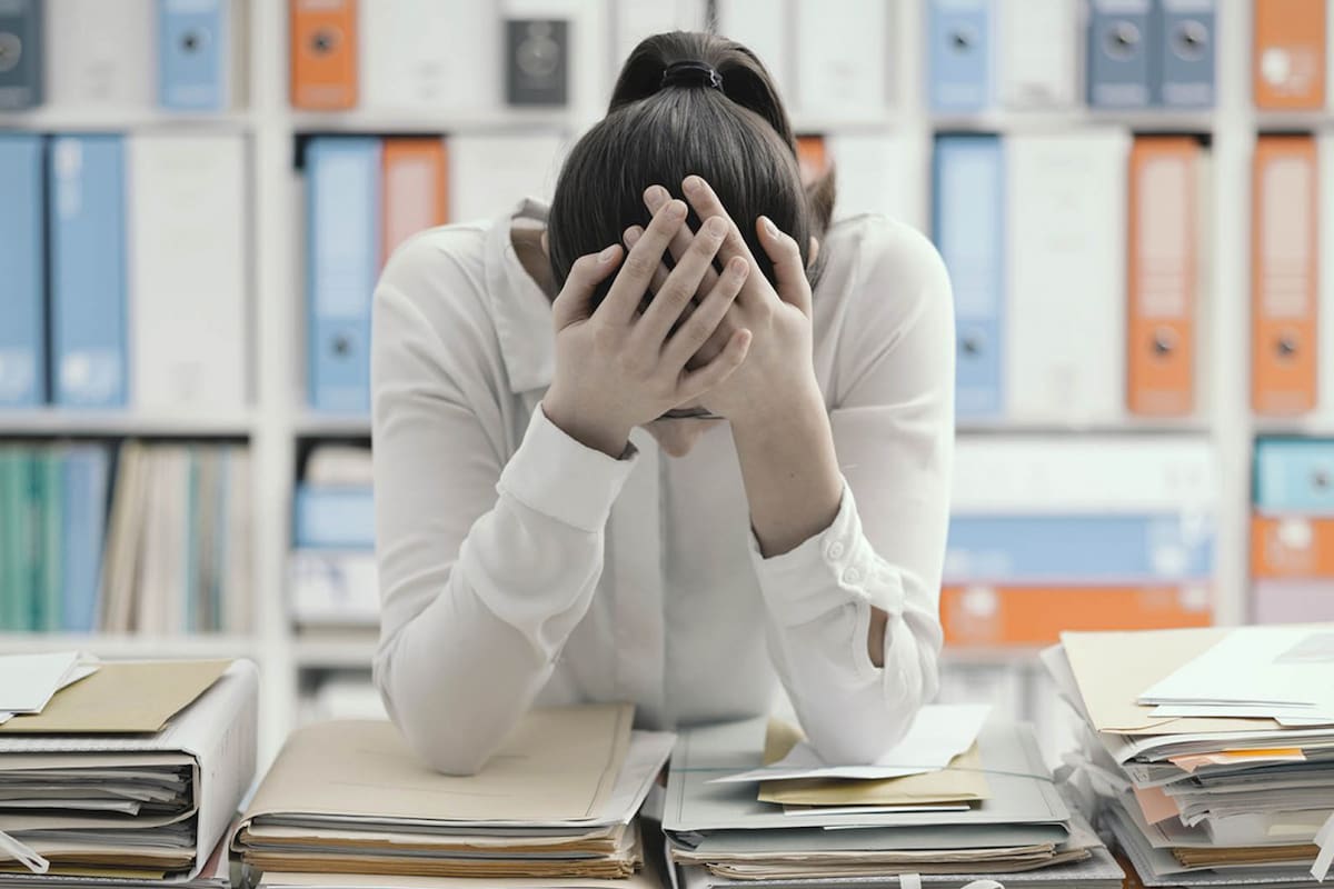 Generalmente, en todas las situaciones de violencia en el lugar de trabajo, el victimario es un hombre que somete a una mujer.