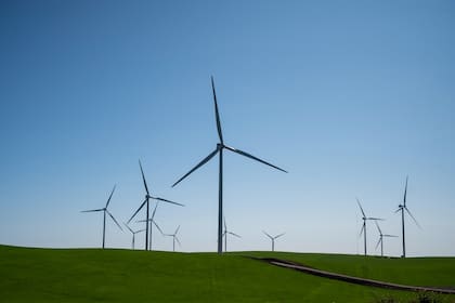 Genneia inauguró el parque eólico La Elbita, ubicado a 42 kilómetros de la ciudad de Tandil