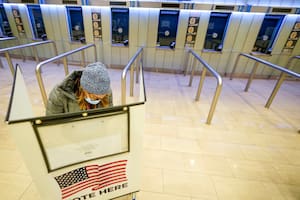 Gente votando en Nueva York