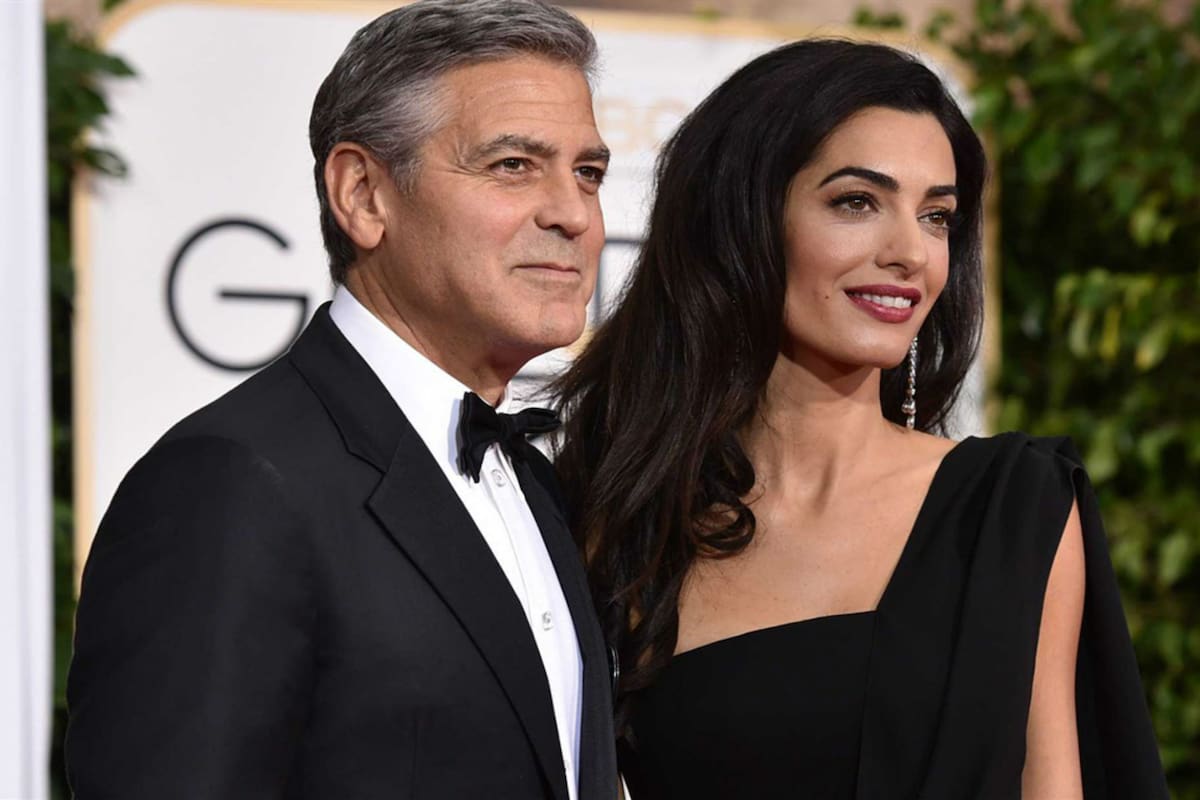 George Clooney junto a su esposa Amal. El matrimonio expresó su profundo interés con respecto a la marcha y tomó la iniciativa de donar una suma en señal de apoyo. Otras celebridades de Hollywood, imitaron el gesto de los Clooney y también donaron una suma de dinero a la misma causa.