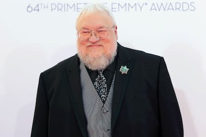George R. R. Martin, autor de los libros sobre los que se basa la saga, anunció que no escribirá este año sobre la historia de los humanos y dragones