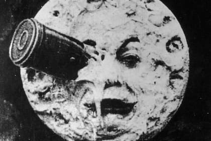 Georges Méliès es uno de los tantos artistas que se han inspirado en el satélite natural