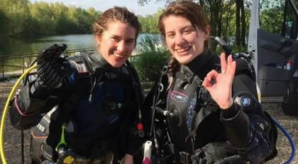Georgia Laurie es instructora de buceo y Melissa cuidadora de animales en un zoológico. Fuente: ITV.