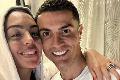 Georgina Rodríguez y Cristiano Ronaldo tienen una relación amorosa desde 2016
