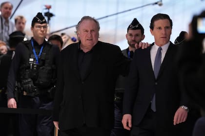 Gérard Depardieu enfrentará juicio en París por acusaciones de violación y agresión sexual