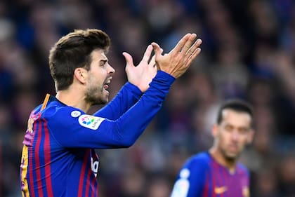 Gerard Piqué, en llamas por su poca participación en el Barcelona (Foto: AFP)