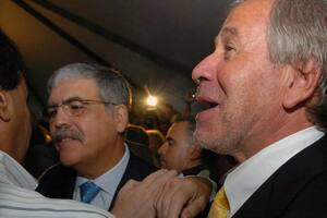 Gerardo Ferreyra, detrás del empresario, el exministro Julio de Vido