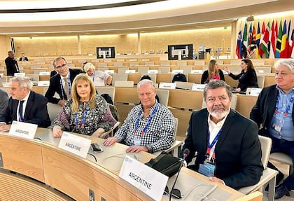 Gerardo Martínez, Andrés Rodríguez y Julio Piumato, en la delegación de la CGT ante la OIT