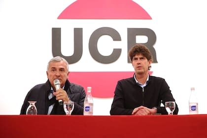 Gerardo Morales y Martín Lousteau este miércoles en el Comité Nacional de la UCR