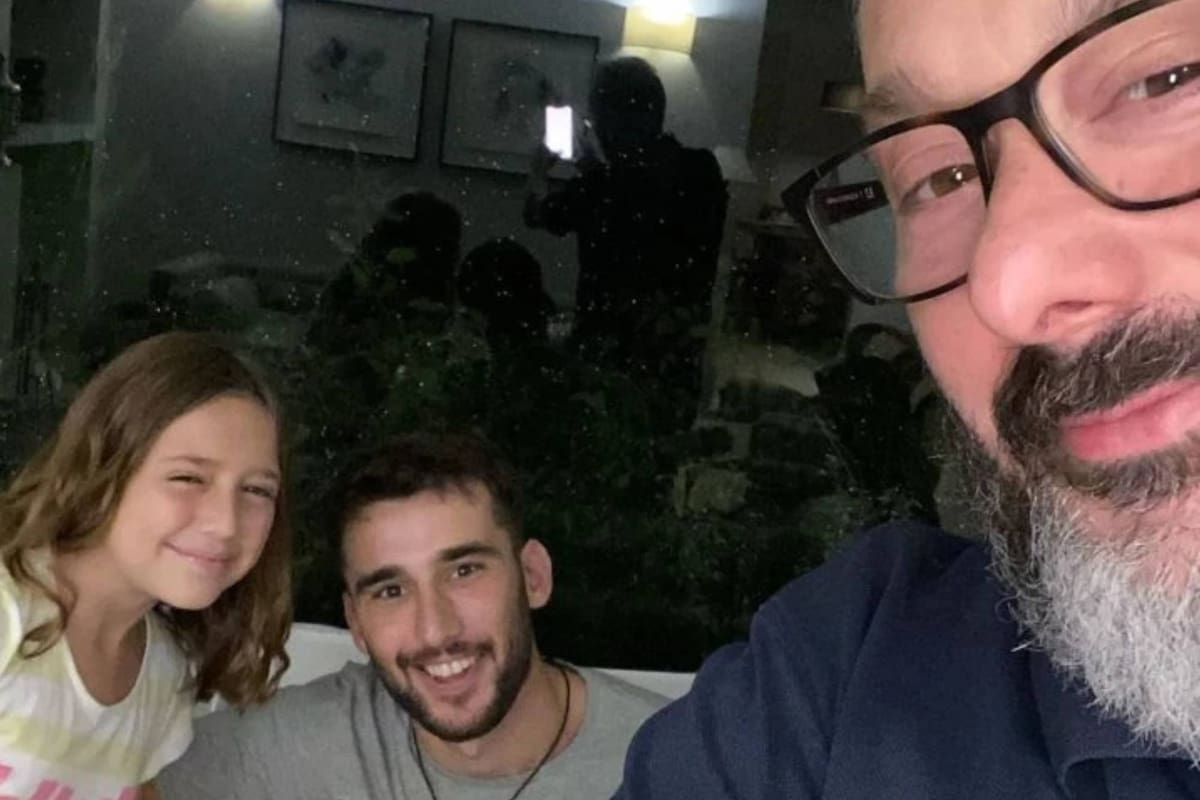 Gerardo Rozín junto a sus dos hijos (Foto Instagram @gerardorozin)