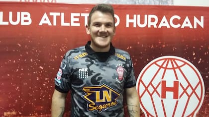 Germán Lesman con su nueva camiseta