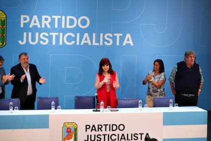 Germán Martínez, José Mayans, Cristina Kirchner, Lucía Corpacci y Ricardo Pignanelli