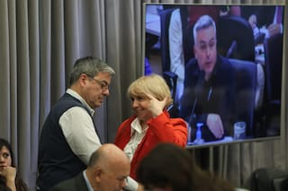 El Gobierno cedió ante EE.UU. y logró dictaminar, pero siguen las dudas por el capítulo de libertad de expresión