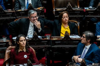 La oposición construye el quorum con gobernadores para discutir la morosidad y discapacidad