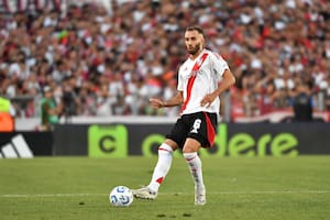 Germán Pezzella sería titular en el duelo vs. Barcelona por la Copa Libertadores 2025