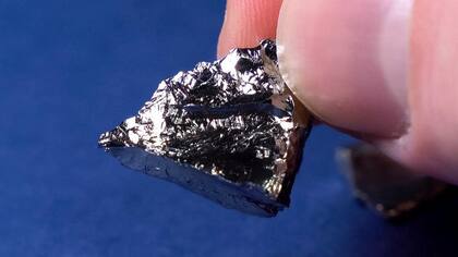 Germanio se usa en la fabricación de microprocesadores y celdas solares.
