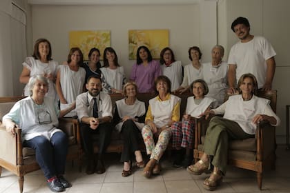 Gestionado por voluntarios, el hospice la Casa de la Bondad busca ser hogar y familia para personas que tienen una enfermedad sin tratamiento curativo posible