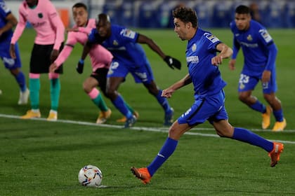 Jaime Mata, de penal, puso el 1-0 para Getafe ante Barcelona