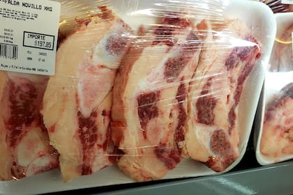 Organizaciones sociales auditarán supermercados para controlar que se respeten los precios cuidados y valor de la carne