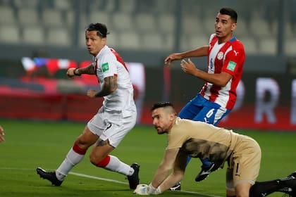 Gianluca Lapadula anotó el 1 a 0 frente a Paraguay a los cuatro minutos del primer tiempo.