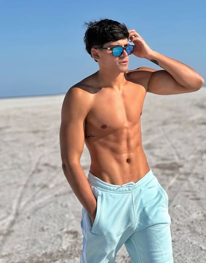 Gianluca trabaja de modelo