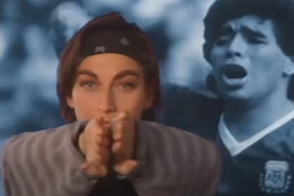 Gianna Nannini, en el videoclip de la canción oficial de Italia 90: fue un hit para la época y quedó en la historia de los Mundiales de fútbol