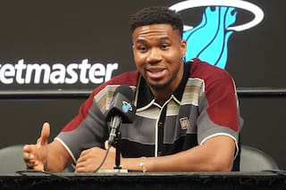 El calendario de la NBA 2026-27 da a Brown y Antetokounmpo juegos de regreso en enero