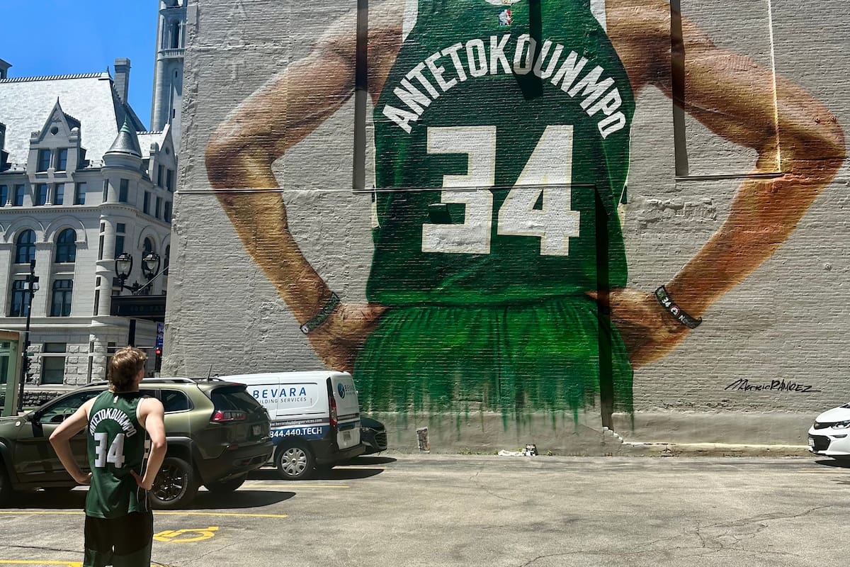 Giannis Antetokounmpo reconoce el temor de cambiar de equipo por primera vez en la NBA