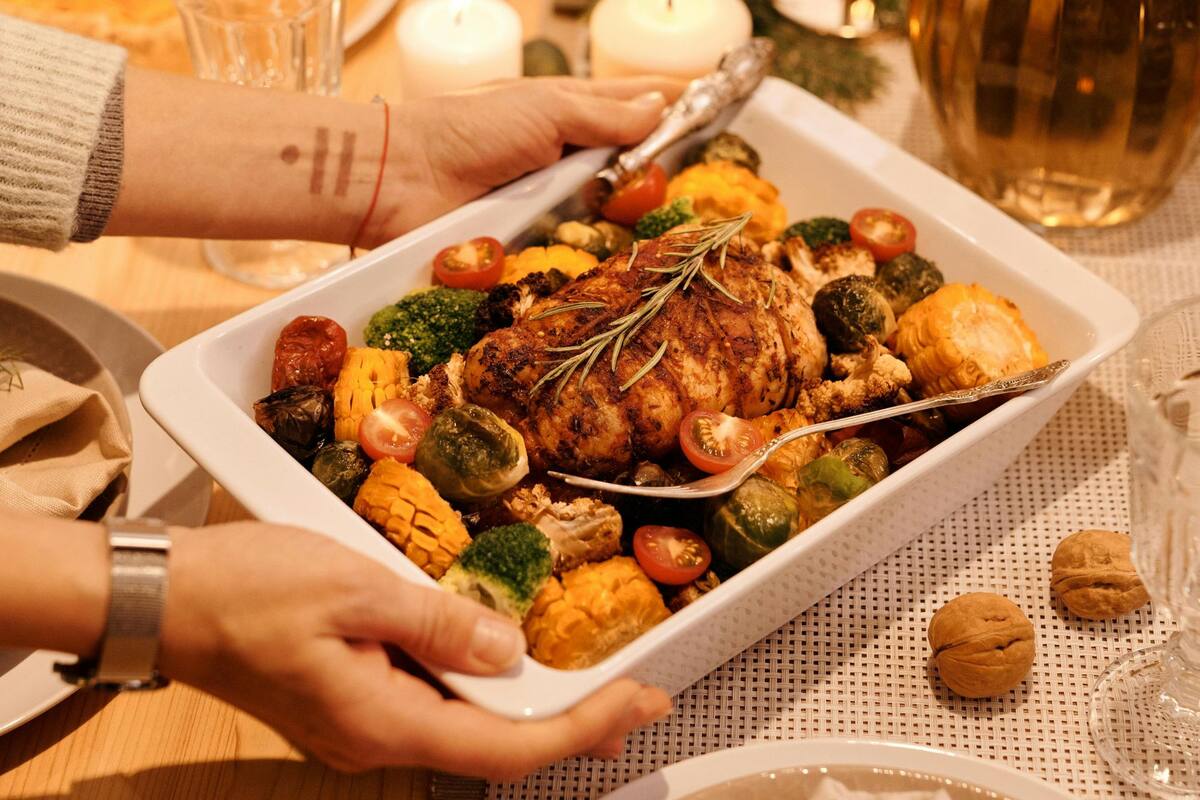 Giant Food anunció que repartirá paquetes de cenas para cuatro personas gratis en Estados Unidos (Pexels/Nicole Michalou)