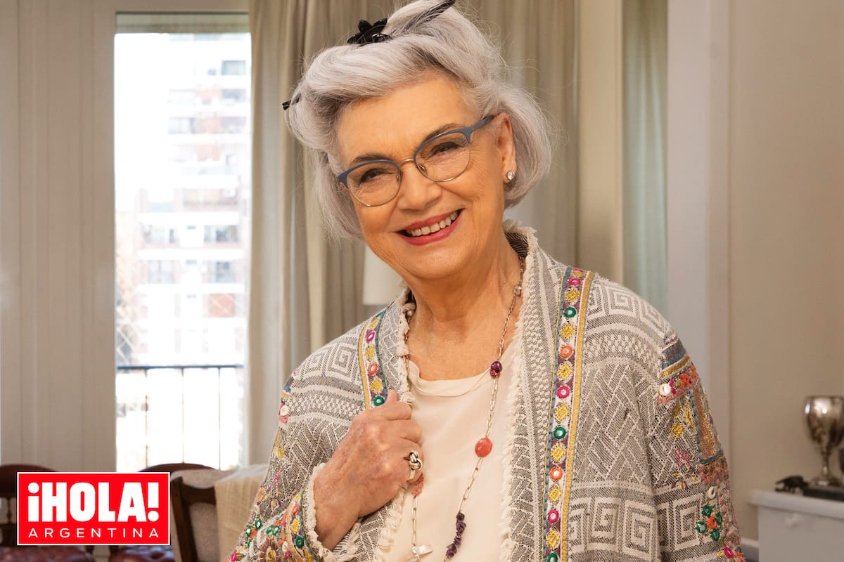 Gigliola Zecchin, más conocida como Canela, nació en 1942 en Vicenza (Italia) y en 1952 emigró a la Argentina.