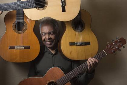 Gilberto Gil trae su espectáculo Voz e violao