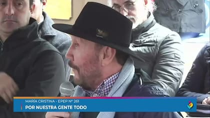 Gildo Insfran critica a los porteños.