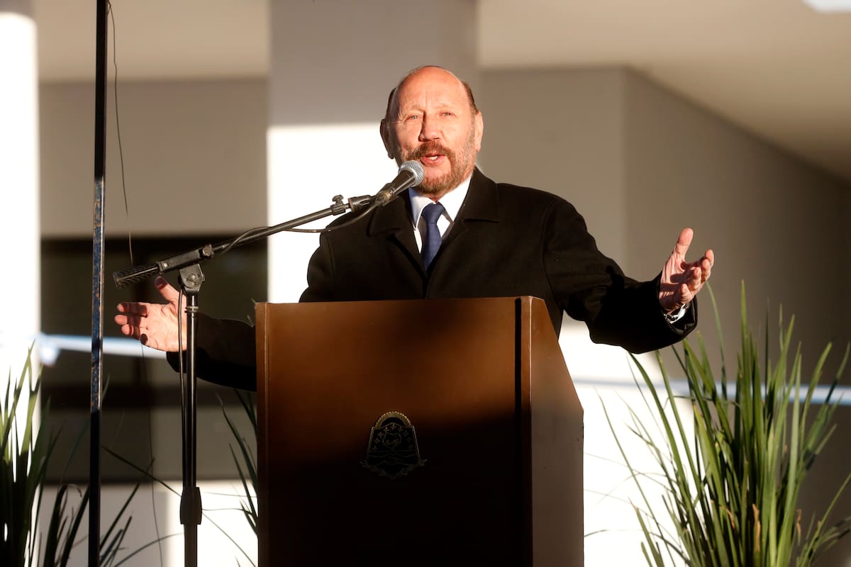 Gildo Insfrán, gobernador de Formosa desde 1995; la Corte deberá definir si puede volver a ser candidatos en 2027