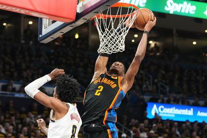 Gilgeous-Alexander anota 34 puntos y Thunder aplasta 149-106 a Nuggets para igualar semis del Oeste
