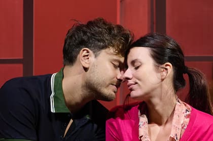 Gime Accardi y Andrés Gil en su obra "En otras palabras"