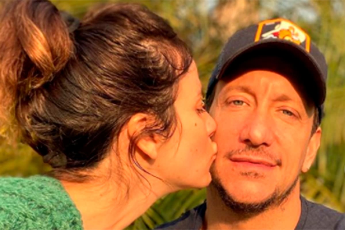 Gimena Accardi y Nicolás Vázquez, una pareja que sabe conciliar trabajo y amor