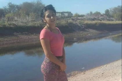 Gimena Figueroa desapareció el domingo a la tarde en Cipolletti. Sus familiares piden ayuda para encontrarla