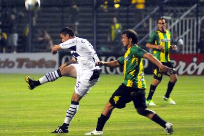 Gimnasia apenas empató con Defensa