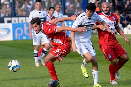 Gimnasia reaccionó y ganó un gran partido