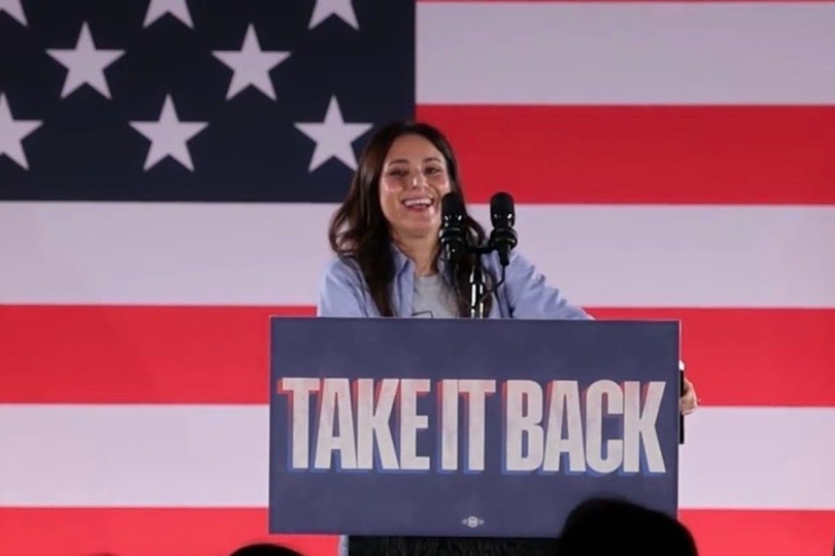 Gina Hinojosa apuntó contra sus detractores y se destacó como la próxima gobernadora de Texas de cara a las elecciones generales del próximo 3 de noviembre de 2026