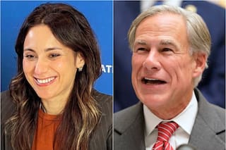 Gina Hinojosa llama "mentiroso" a Greg Abbott por no cumplir una promesa