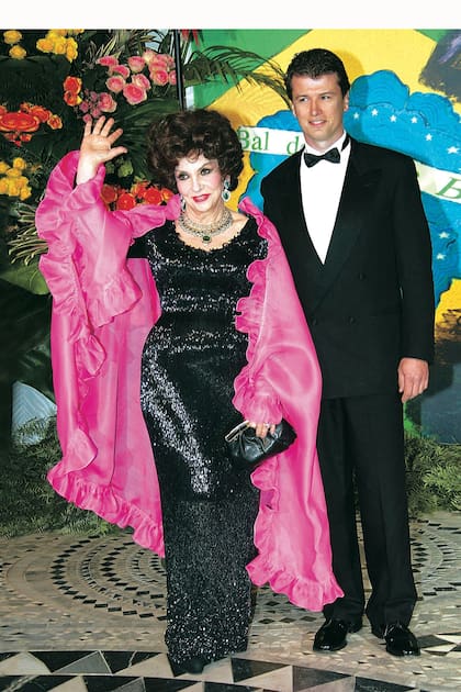 Gina Lollobrigida y Javier Rigau en Mónaco, en 2005