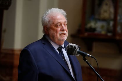 Ginés González García, uno de los ministros de Salud que tuvo que renunciar en la región