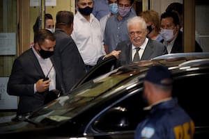 Ginés González García al retirarse esta noche del Ministerio de Salud
