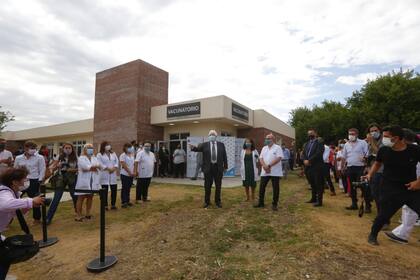 Ginés González García, en el hospital Posadas