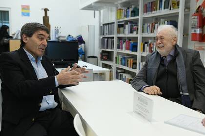 Ginés González García junto a Fernán Quiros.