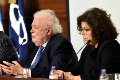 Ginés González García no disimuló su recelo hacia Carla Vizzotti, la segunda del ministerio