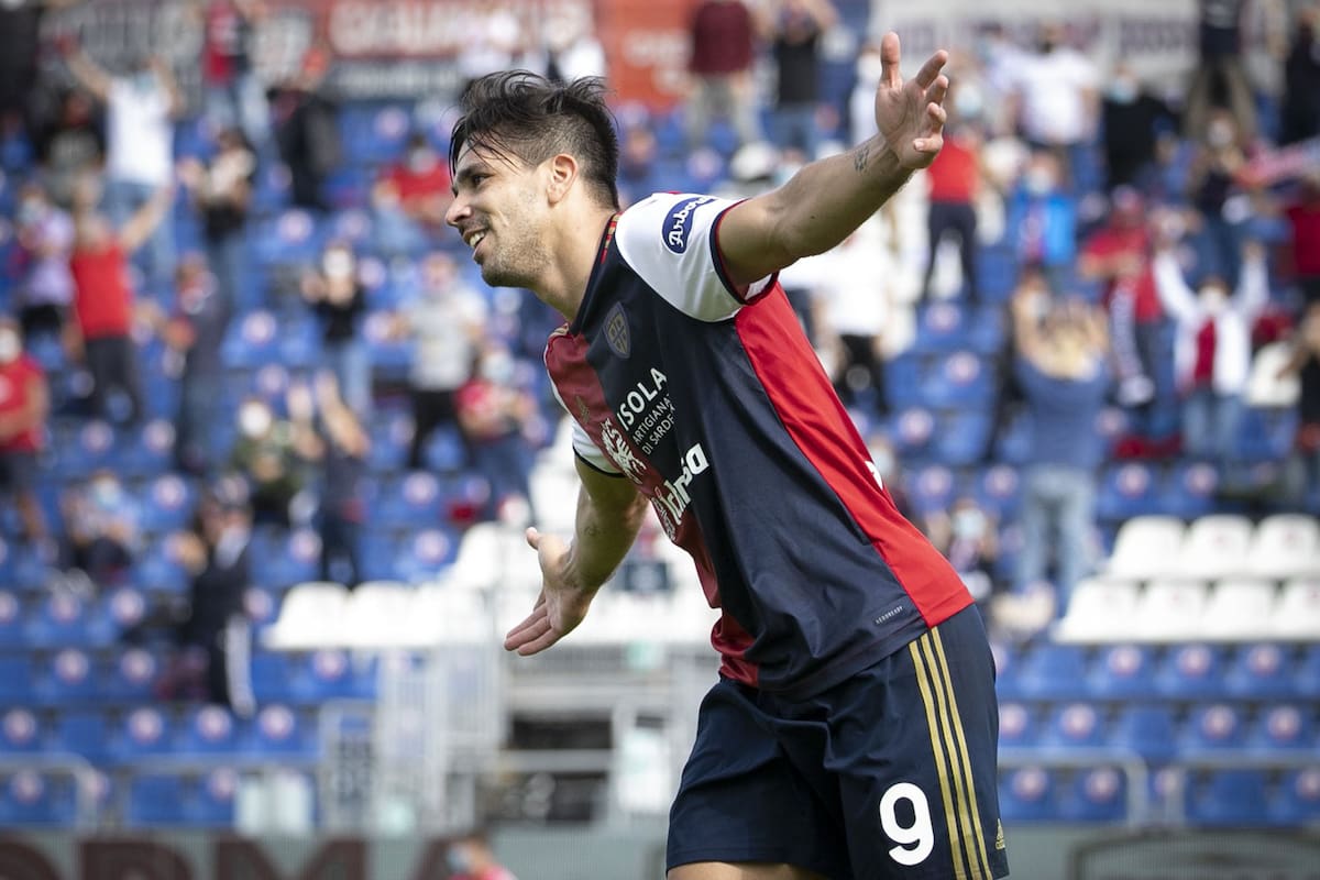 Gio festeja su gol a Crotone